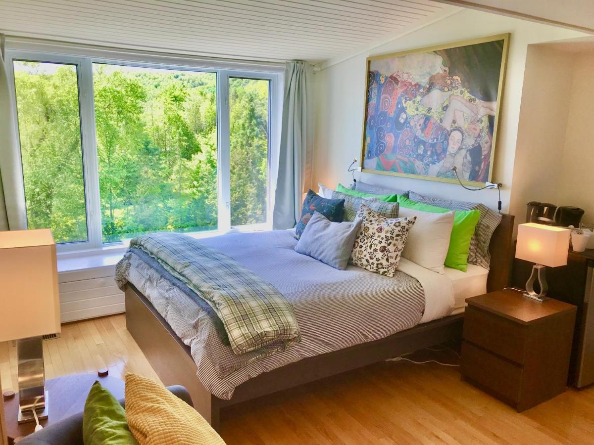 Auberge Tom B&B Chelsea Екстериор снимка