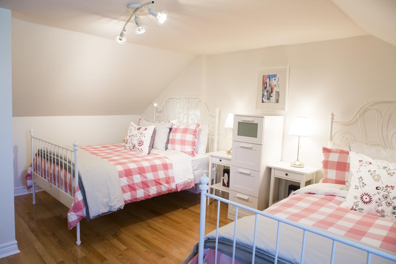 Auberge Tom B&B Chelsea Екстериор снимка